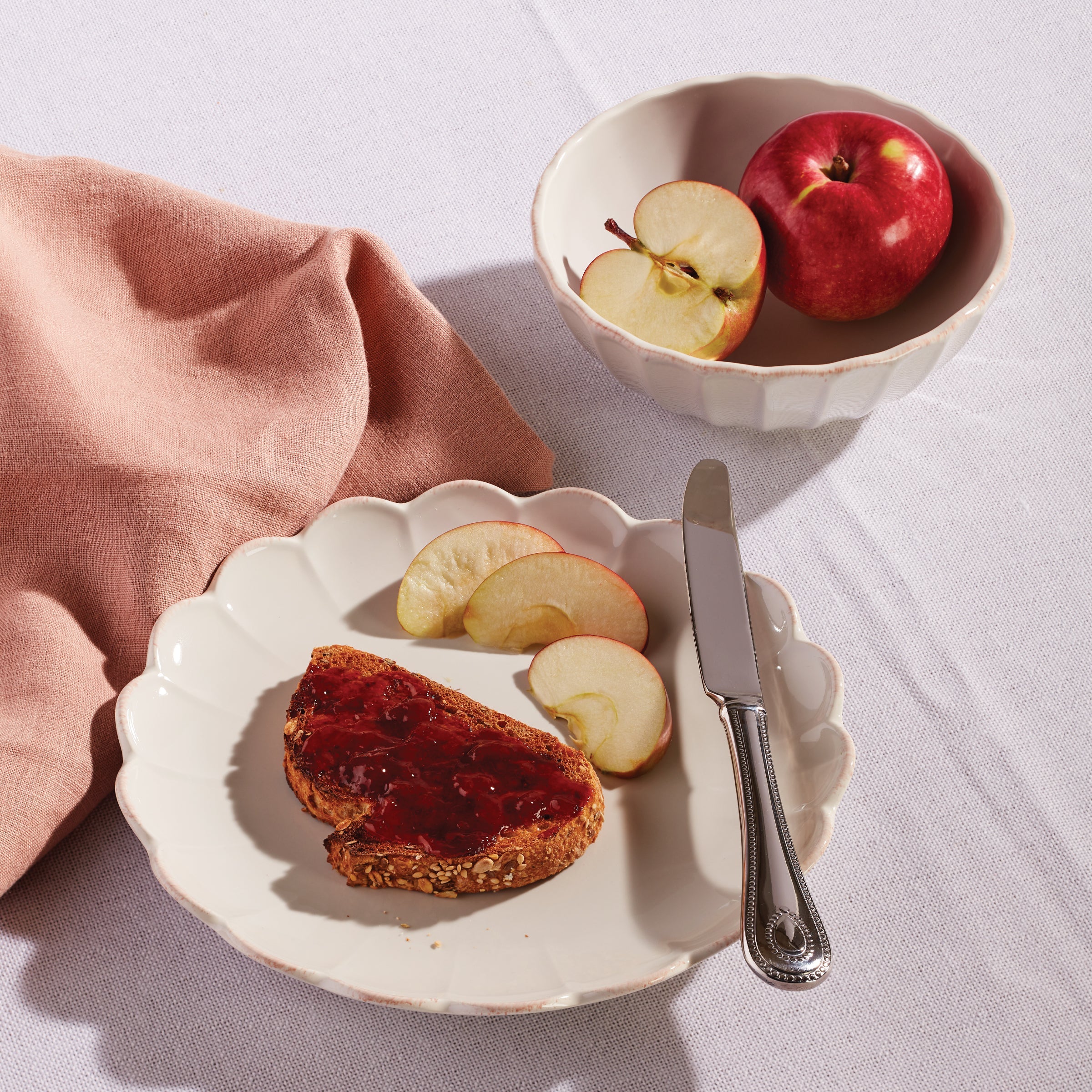 Natural dining setting with ceramic tableware